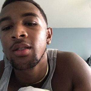 Meet your Posher, Devonte